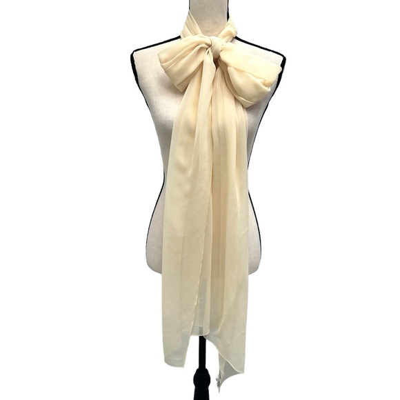 VINTAGE LILLIE RUBIN PALE YELLOW SILK SEMI SHEER RECTANGLE SCARF - Picture 4 of 8
